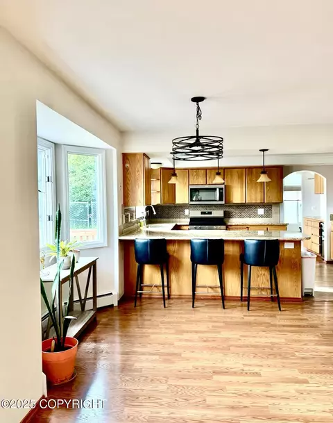 Kitchen - 19440 Timberline Dr, Eagle River, AK 99577 photo 4 of 4