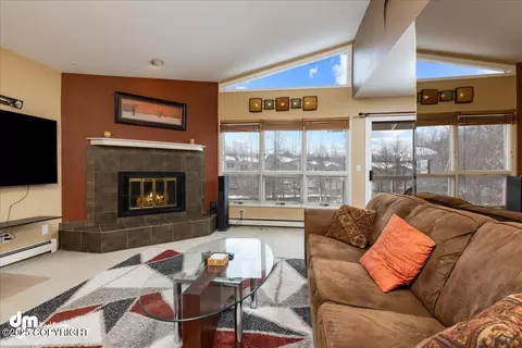 9327 Blackberry St # 3, Anchorage, AK 99502