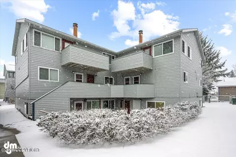 7061 Weimer Rd # 7, Anchorage, AK 99502