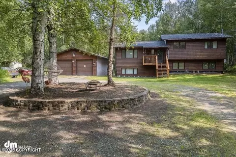 4065 Sierra St, Wasilla, AK 99654