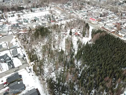 3026 E 68th Ave, Anchorage, AK 99507 photo 8