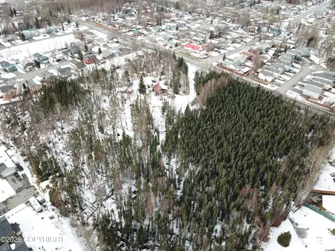 3026 E 68th Ave, Anchorage, AK 99507