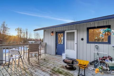 Exterior - 17337 Teklanika Dr, Eagle River, AK 99577 photo 3 of 7