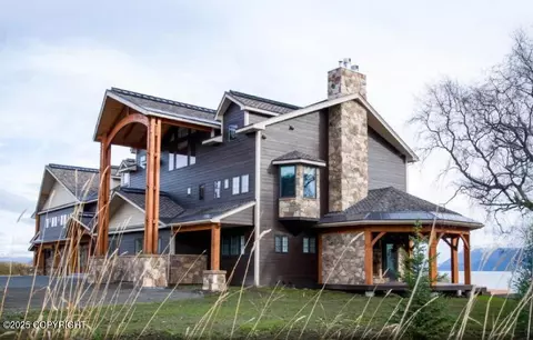 5260 Kachemak Dr, Homer, AK 99603