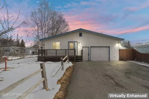 8245 Stormy Pl, Anchorage, AK 99518