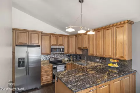Kitchen - 19150 Sarichef Loop, Eagle River, AK 99577 photo 2 of 6