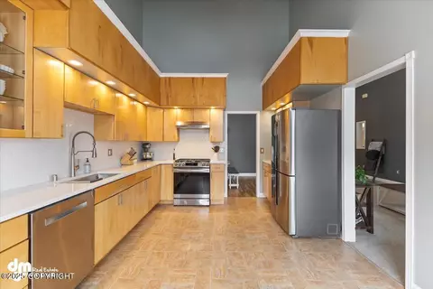 Kitchen - 18823 Sarichef Loop, Eagle River, AK 99577 photo 2 of 4