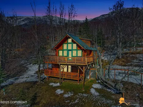 30924 Prudhoe Bay Ave, Eagle River, AK 99577