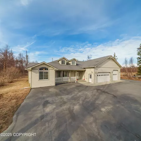 3270 N Snowgoose Rd, Palmer, AK 99645