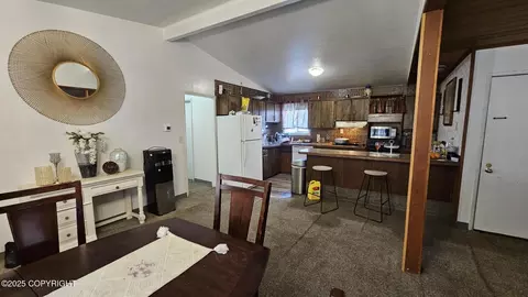 Dining - 4103 E 3rd Ave, Anchorage, AK 99508 photo 2 of 4