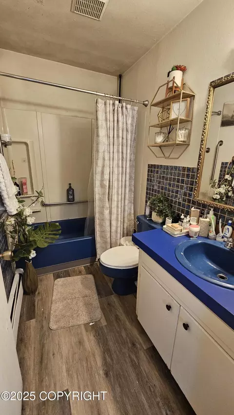 Bath - 4103 E 3rd Ave, Anchorage, AK 99508 photo 2 of 3
