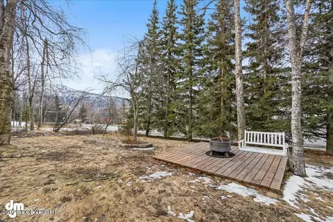 Exterior - 10535 Crest View Ln, Eagle River, AK 99577 photo 5 of 6