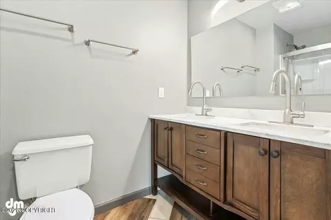 Bath - 10535 Crest View Ln, Eagle River, AK 99577 photo 1 of 5