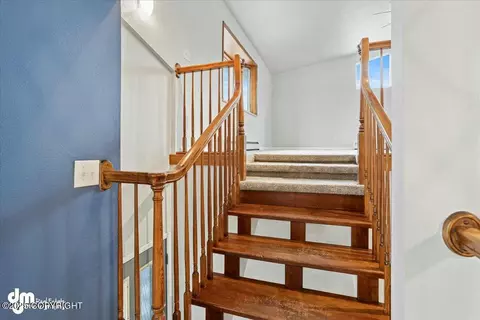 Entry Way - 10535 Crest View Ln, Eagle River, AK 99577 photo 4 of 5