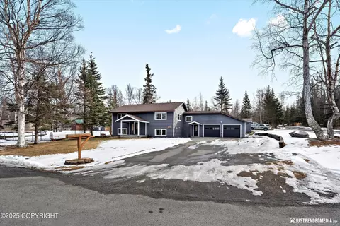 11251 Lipscomb St, Anchorage, AK 99516