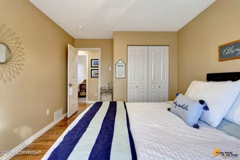 Bedroom - 13048 Ezi View Cir, Eagle River, AK 99577 photo 5 of 5