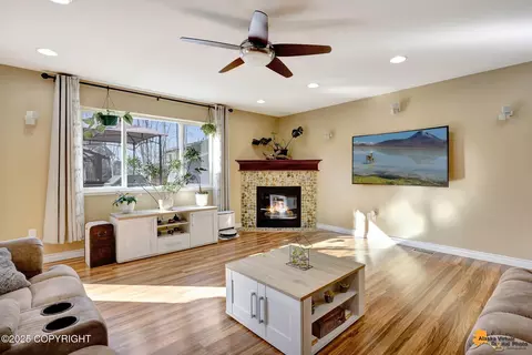 Living - 13048 Ezi View Cir, Eagle River, AK 99577 photo 4 of 5