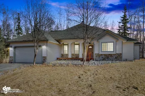 2256 W Carlsbad Pl, Wasilla, AK 99654