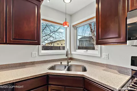 290 Peppertree Loop, Anchorage, AK 99504 photo 9