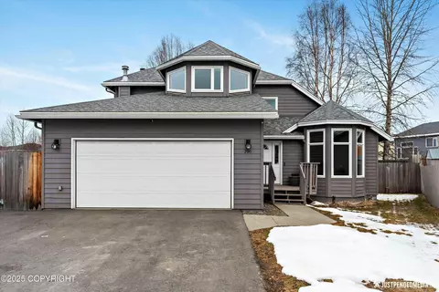 290 Peppertree Loop, Anchorage, AK 99504