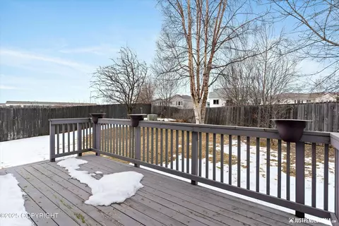 290 Peppertree Loop, Anchorage, AK 99504 photo 3