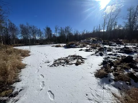 5245 E Donna St, Wasilla, AK 99654