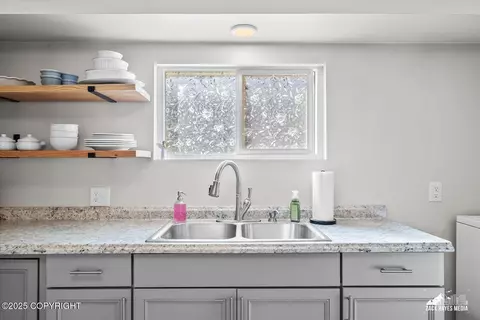 Kitchen - 16820 Easy St, Eagle River, AK 99577 photo 8 of 10
