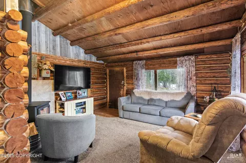 Living - 29340 Bear Rd, Sterling, AK 99672 photo 3 of 3