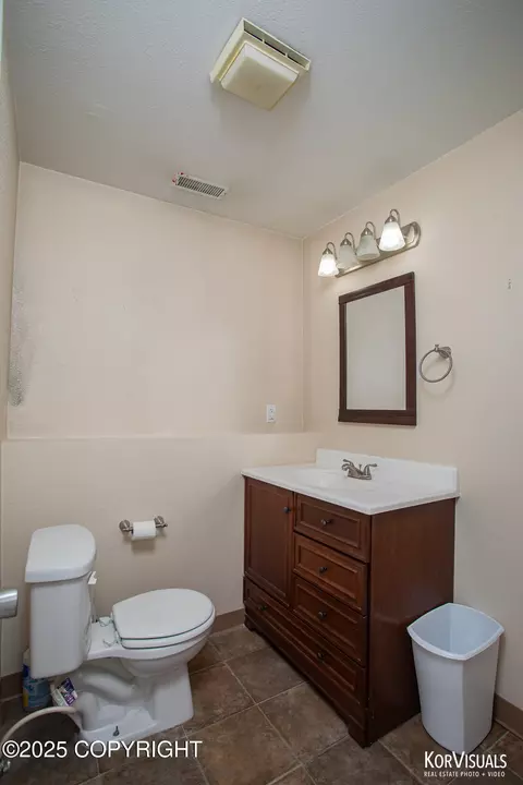 11213 Upper Sunny Cir, Eagle River, AK 99577 photo 21