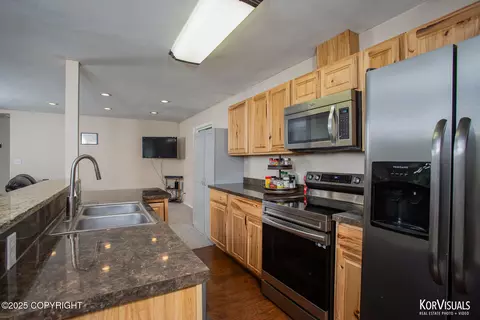 11213 Upper Sunny Cir, Eagle River, AK 99577 photo 9