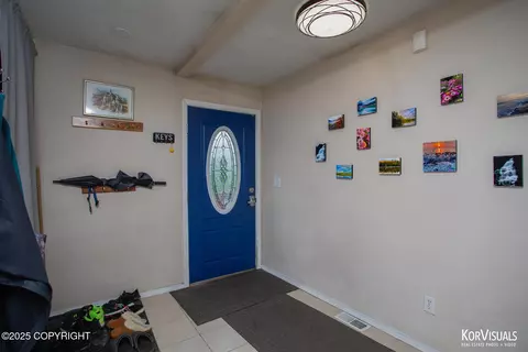 11213 Upper Sunny Cir, Eagle River, AK 99577 photo 4