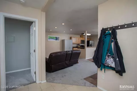 11213 Upper Sunny Cir, Eagle River, AK 99577 photo 3