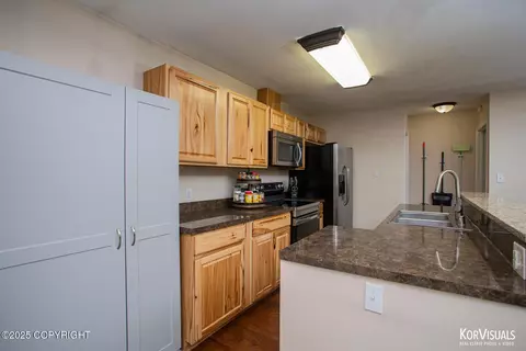 11213 Upper Sunny Cir, Eagle River, AK 99577 photo 8