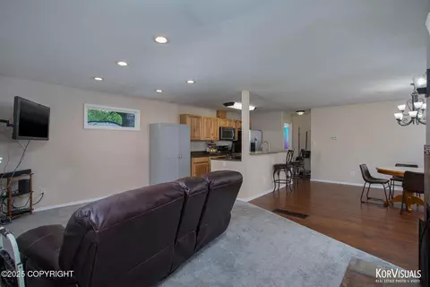 11213 Upper Sunny Cir, Eagle River, AK 99577 photo 5