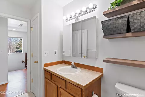 200 E 45th Ave, Anchorage, AK 99503 photo 15