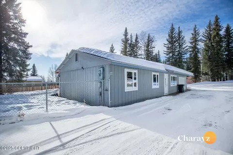 905 Ridgetop Rd, North Pole, AK 99705