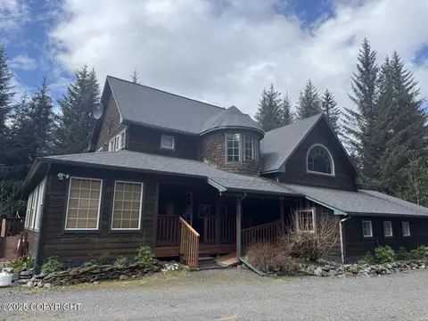 32945 Melanie Ln, Seward, AK 99664