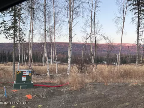 6647 W Queen Anne Ave, Wasilla, AK 99623