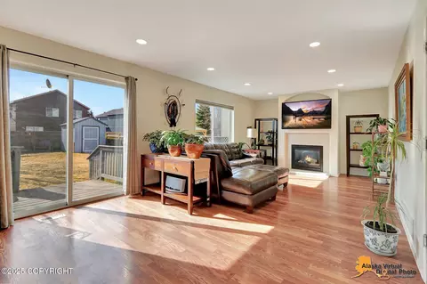 2104 Casey Cusack Loop, Anchorage, AK 99515 photo 4
