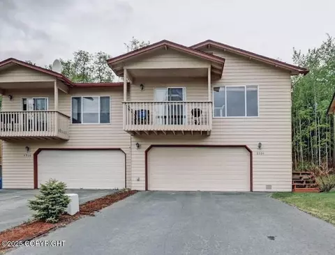 8934 Northwood Park Cir, Eagle River, AK 99577