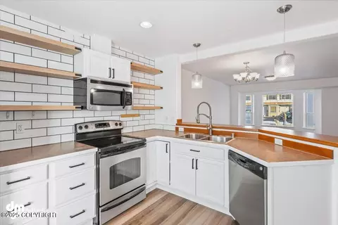 145 Matthew Paul Way # 52, Anchorage, AK 99504
