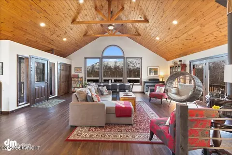 11000 E Yarrow Rd, Palmer, AK 99645