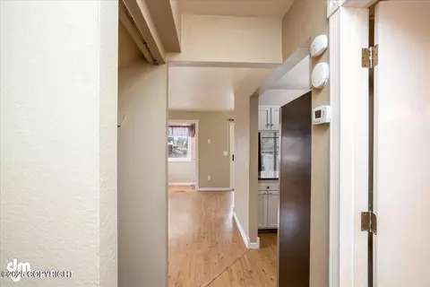 Entry Way - 9110 Ticia Cir, Anchorage, AK 99502 photo 3 of 3