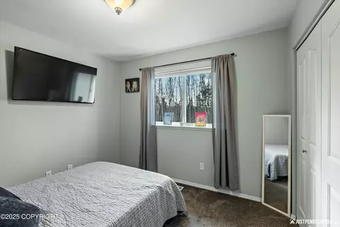 Bedroom - 13720 Vasili Dr, Eagle River, AK 99577 photo 7 of 9