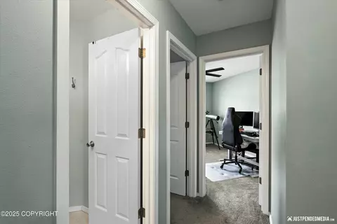 Entry Way - 13720 Vasili Dr, Eagle River, AK 99577 photo 6 of 6