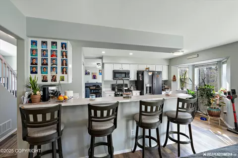 Kitchen - 13720 Vasili Dr, Eagle River, AK 99577 photo 2 of 5