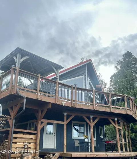 16661 Waterfall Rd, Ketchikan, AK 99901