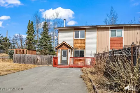 2601 Fatemeh Cir, Anchorage, AK 99507