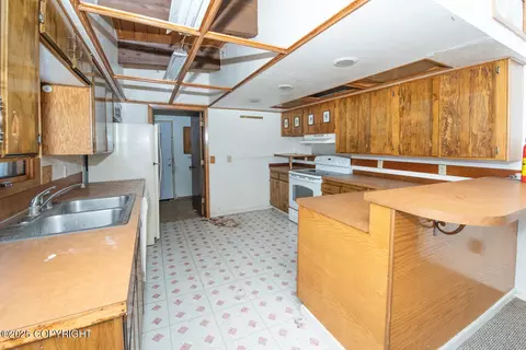 8030 E 20th Ave, Anchorage, AK 99504 photo 9