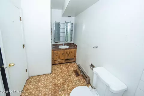 8030 E 20th Ave, Anchorage, AK 99504 photo 14